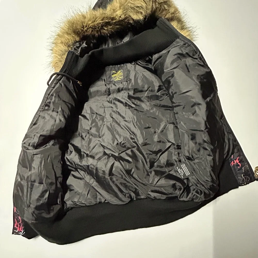 South pole girls zip up vest with fur hoodie, size‎ medium